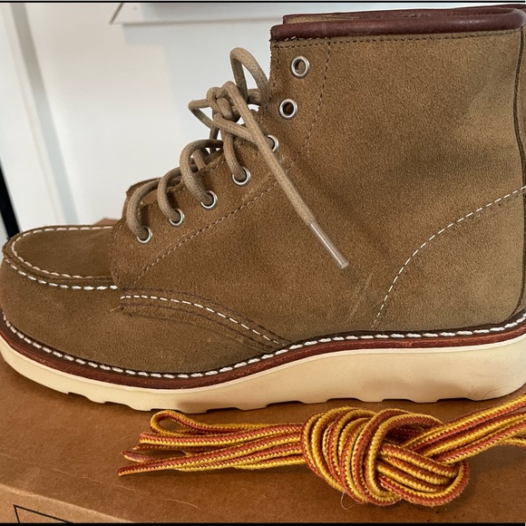 Factory Second Red Wing Classic Moc in Olive - Picture 5 of 9